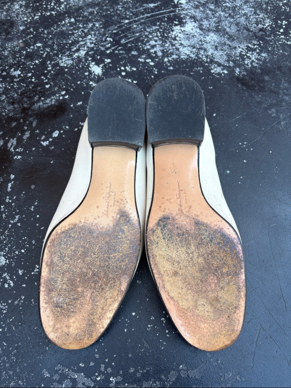 Salvatore Ferragamo Women’s Two-Tone Cap Toe Ballet Flats Cream Black size 7.5 B - Picture 8 of 10